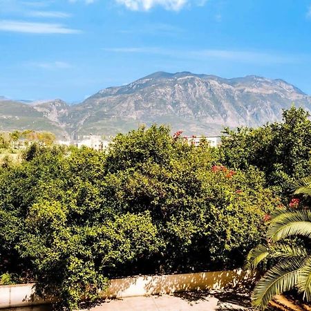Kalamata'S Spacious Getaway-Taygetos Amazing View Εξωτερικό φωτογραφία